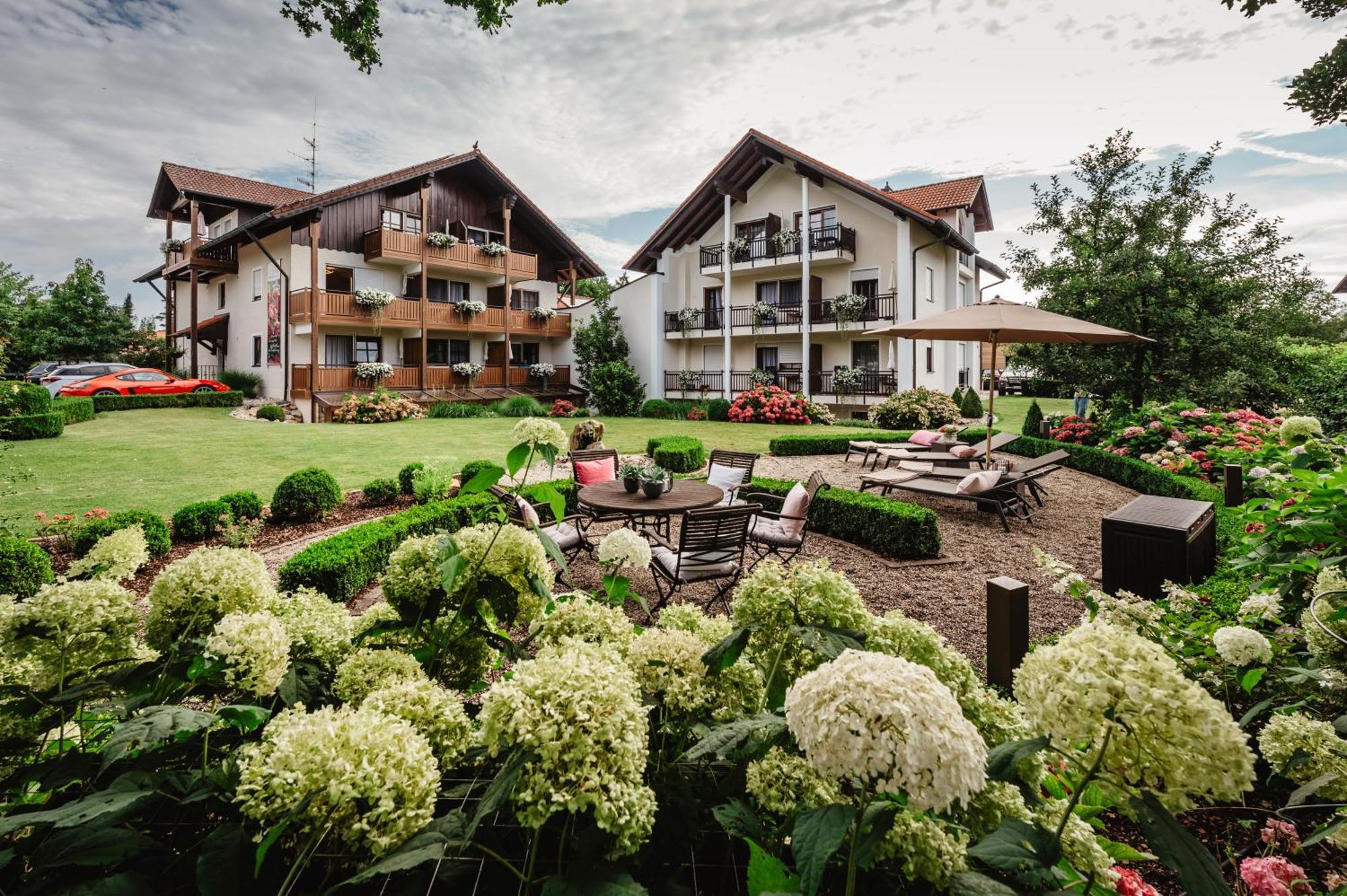 Appartementhaus Silvia Bad Fussing Bagian luar foto