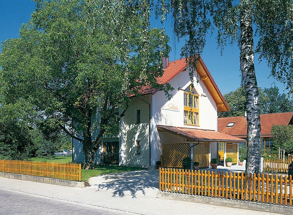 Appartementhaus Silvia Bad Fussing Bagian luar foto